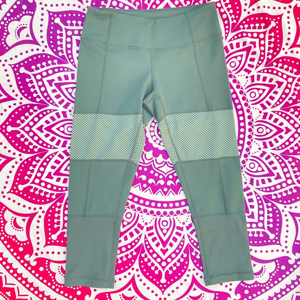 Green Mesh Zella Cropped Leggings